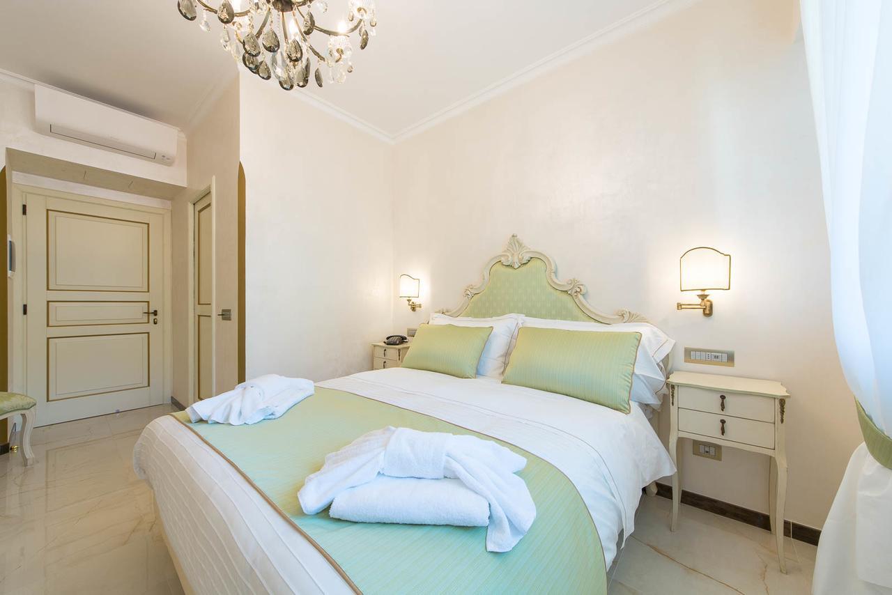 Guest house Palazzo Montesanto 5*