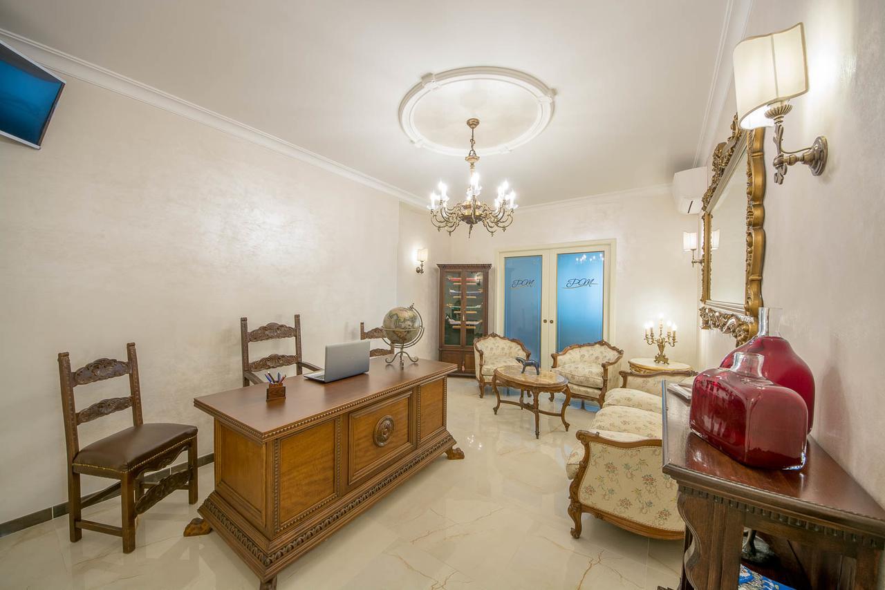 Palazzo Montesanto 5*